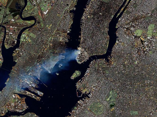 1024px-Manhattan_on_September_12_-_Landsat7