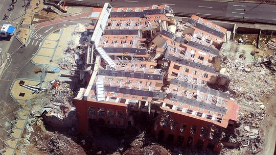 chile-erdbeben-truemmer-540x304